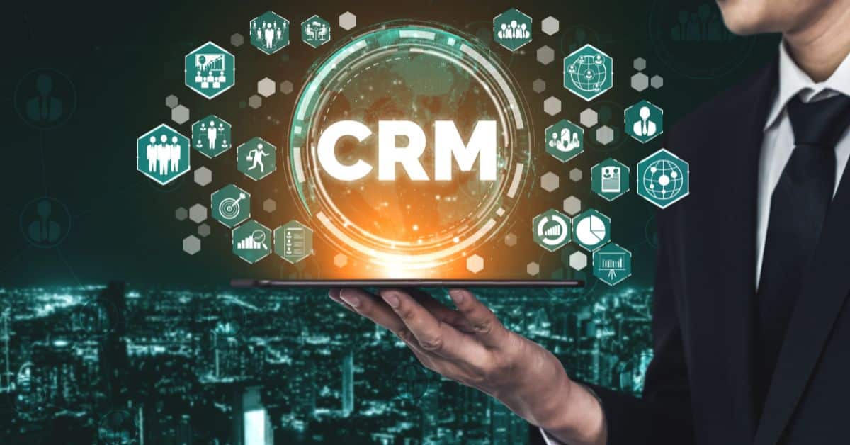 מהם היתרונות של שימוש במערכת CRM מותאמת אישית עבור העסק שלך?