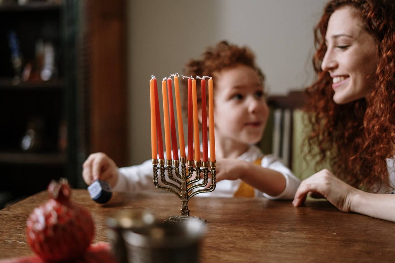מוצרי חנוכה מכסף – הכירו את היתרונות הבולטים